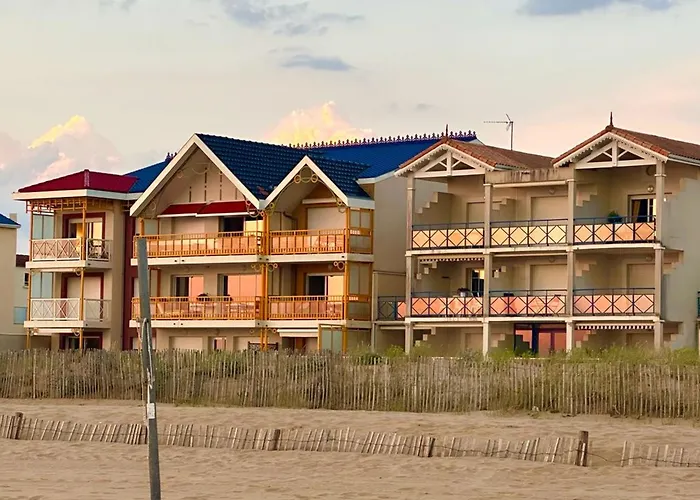 Apartment 3 Pieces Avec Parking Et Balcon A 900m Du Centre - - Fr-1-706-3