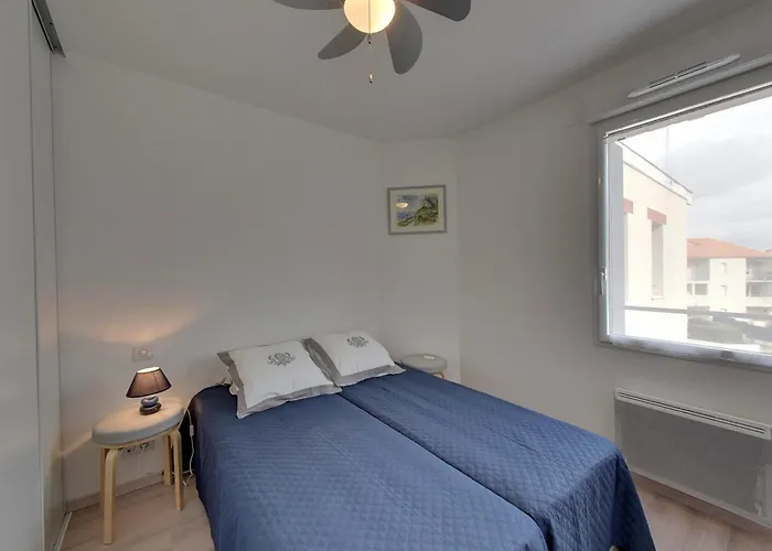 3 Pieces Avec Parking Et Balcon A 900m Du Centre - - Fr-1-706-3 公寓 沙特拉永普拉日